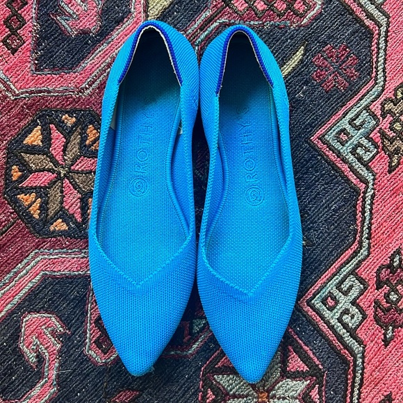 Excellent condition peacock Rothy’s point, size 8.5 - Picture 1 of 4